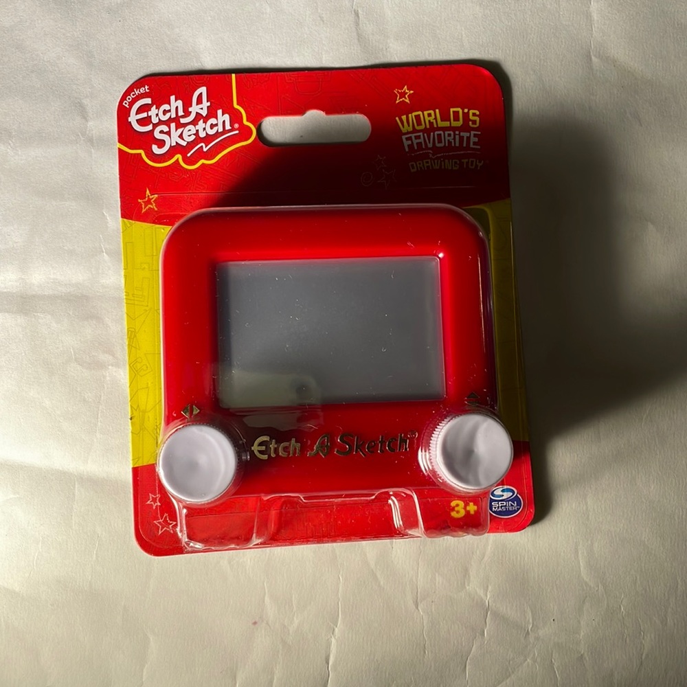 Pocket Etch A Sketch – Brand New